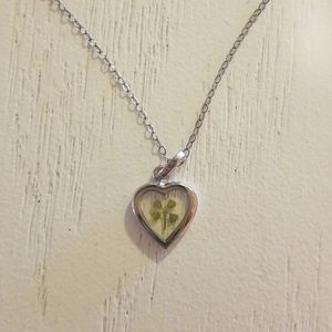 Super Cute 4 leaf Clover Heart Necklace